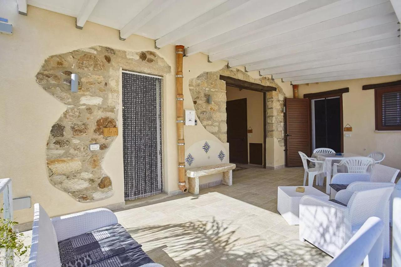 Casale Sammartano Apartments Ummari Экстерьер фото