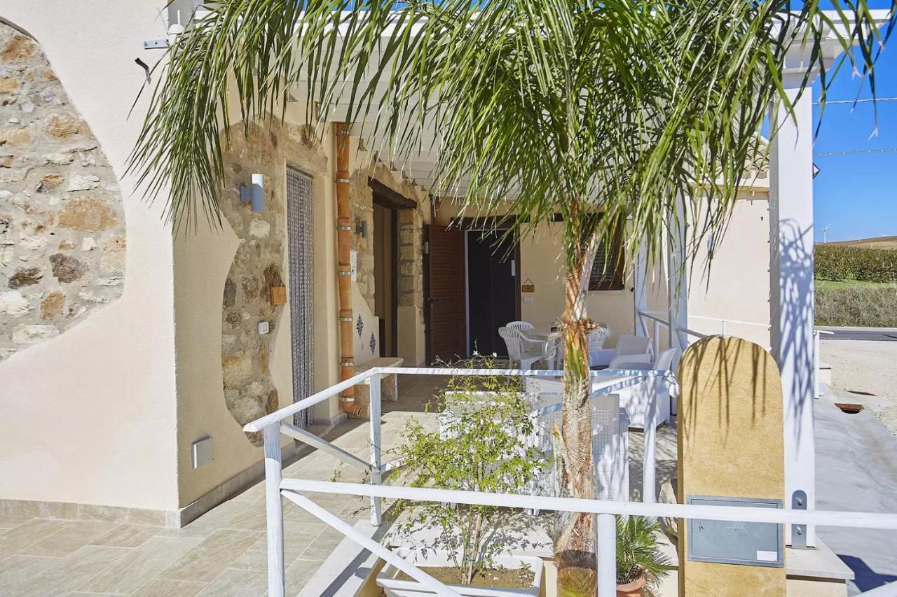 Casale Sammartano Apartments Ummari Экстерьер фото